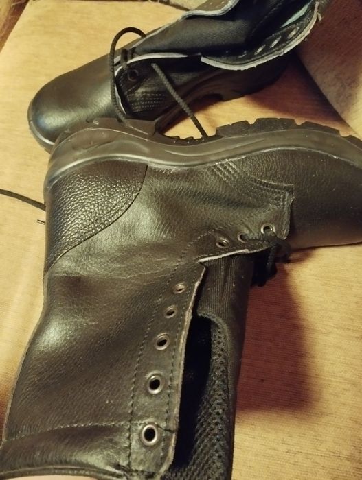 Продам берци демісезонні