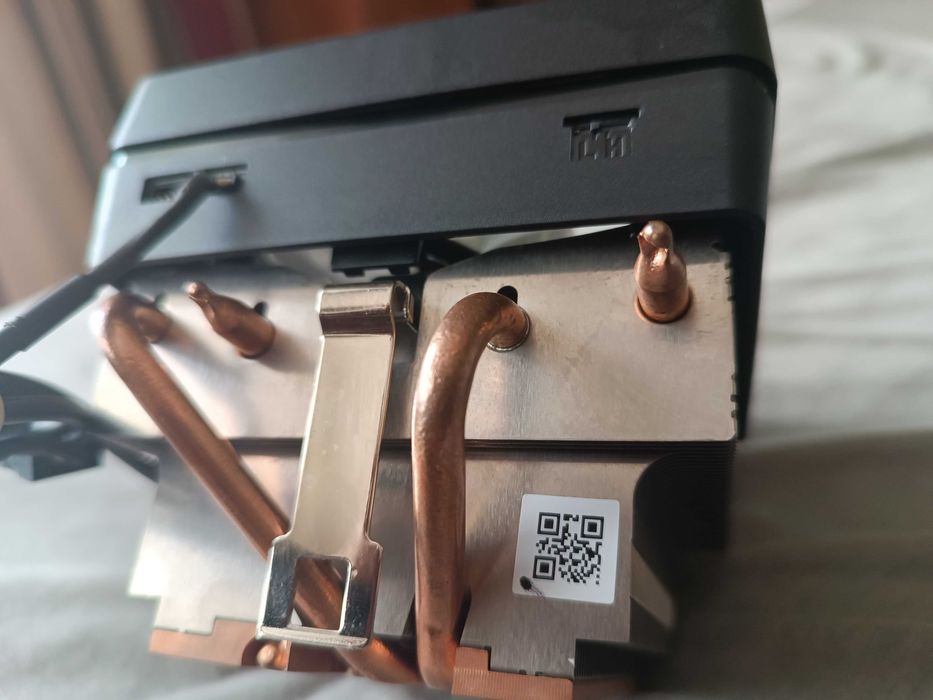 Wiatrak Fan Chłodzenie cpu procesora AMD Wraith Prism RGB Stan idealny !