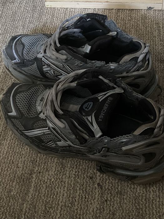 balenciaga runner