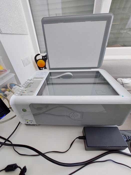 Portátil Samsung, impressora e fax HP, monitor LG - Regresso às aulas