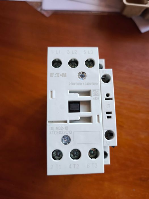 Stycznik mocy EATON DIL M32-10 XTCE032C10