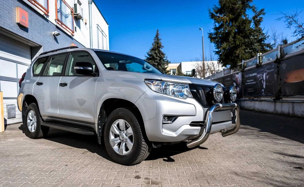 У проажі авто з ЄС  Toyota Land Cruiser 2.8 D-4D Automatic 2021