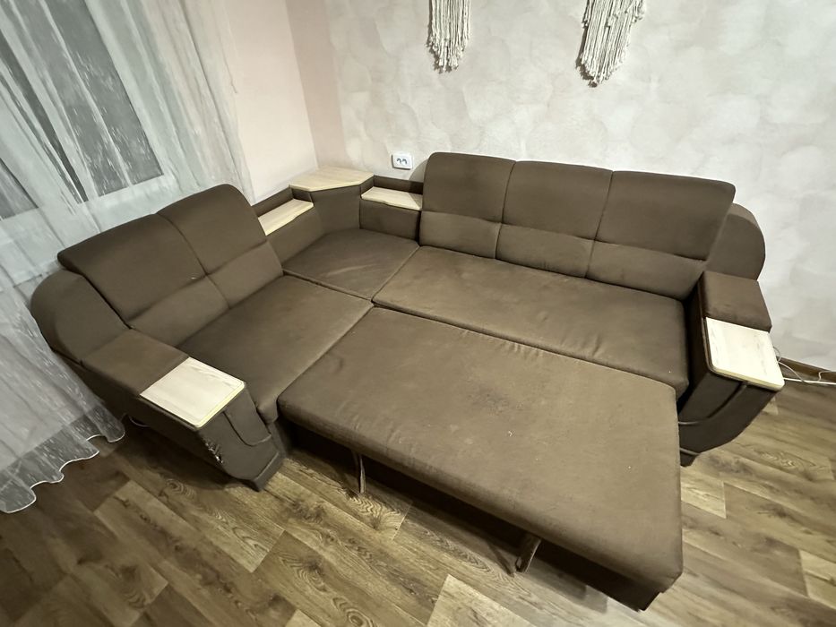 Диван розкладний у вітальню