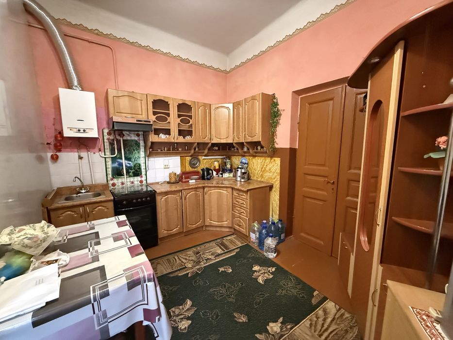 Продаж 2-кім. квартири 66.9 м.кв., в. О. Бобикевича