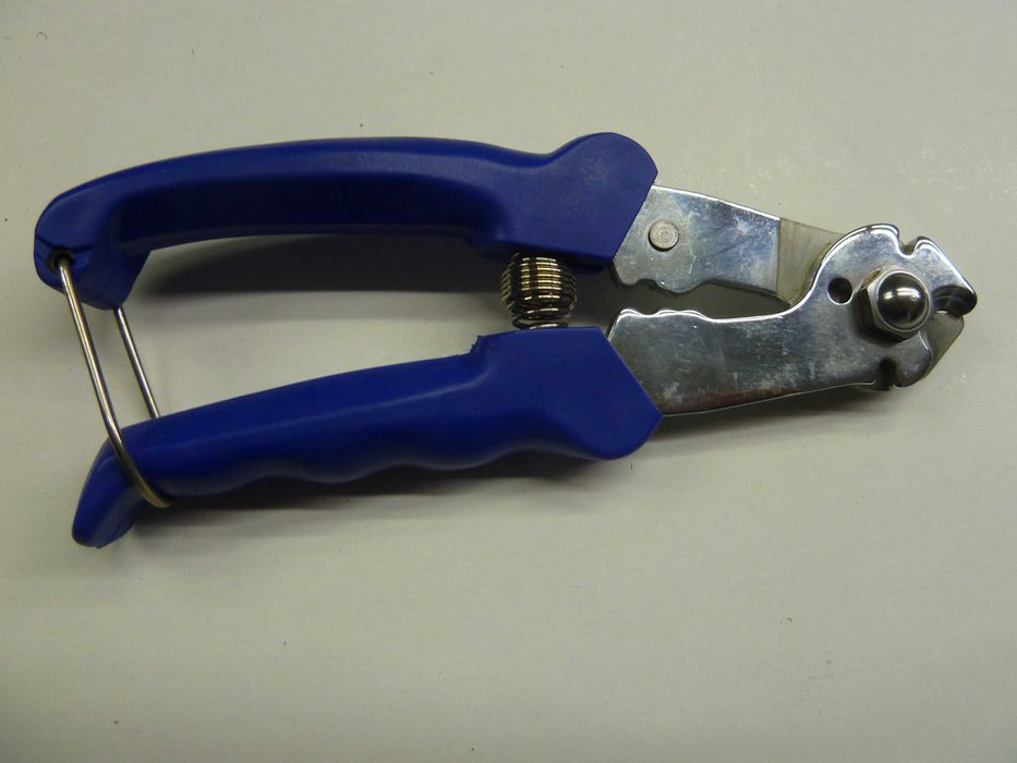 Nożyce do cięcia linek stalowych