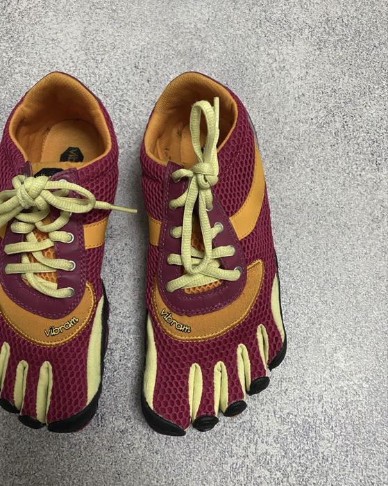 Vibram FiveFingers  жіночі кросівки 5 пальців