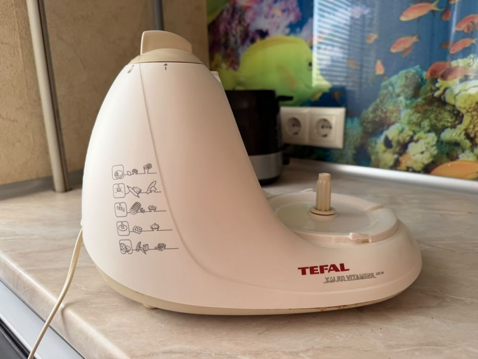 Прождам кухонный комбайн Tefal