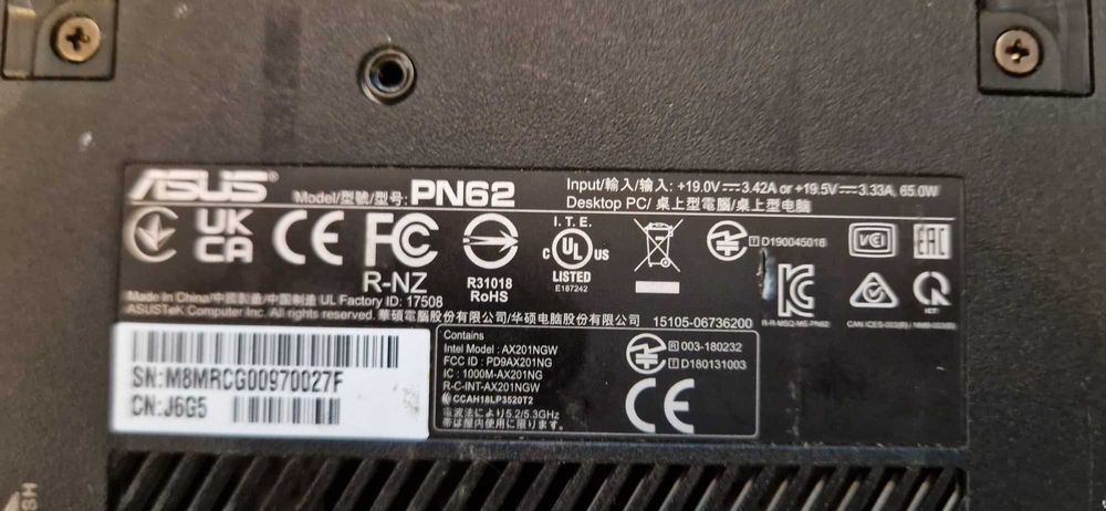 Mini PC Asus PN62