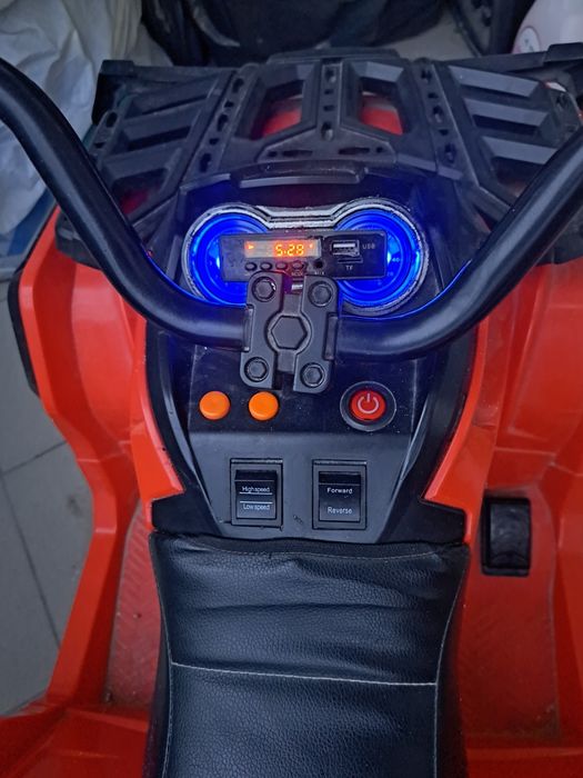 Auto na Akumulator Samochód Dla Dzieci Elektrycz

Samochód Akumulatorowy