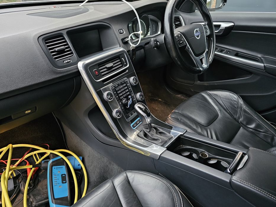 Klapa tylna Volvo  V60 2.4 d6 plug in hybrid I inne części 707-46