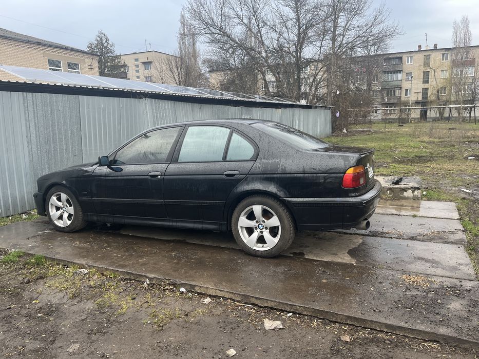 Продам е39 1998г