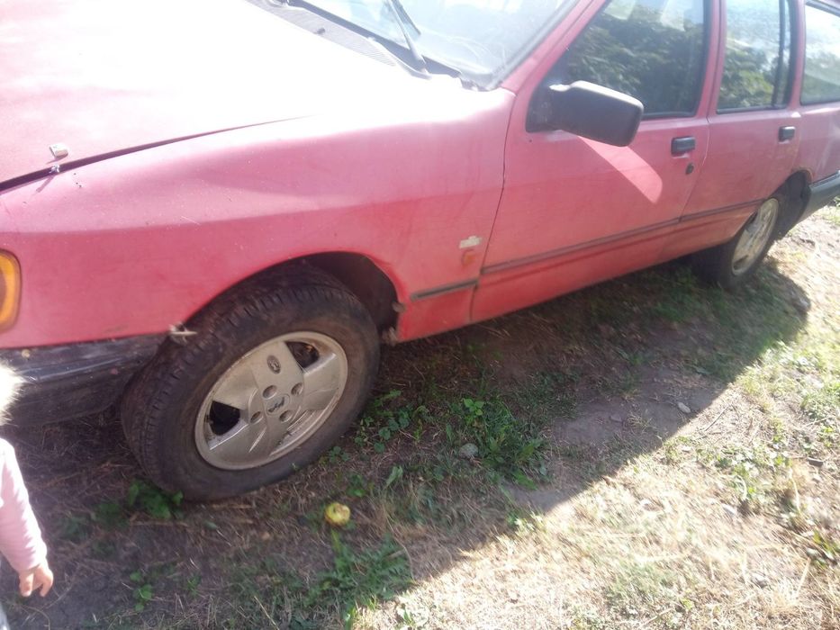 продам форд сієра 1.8тд