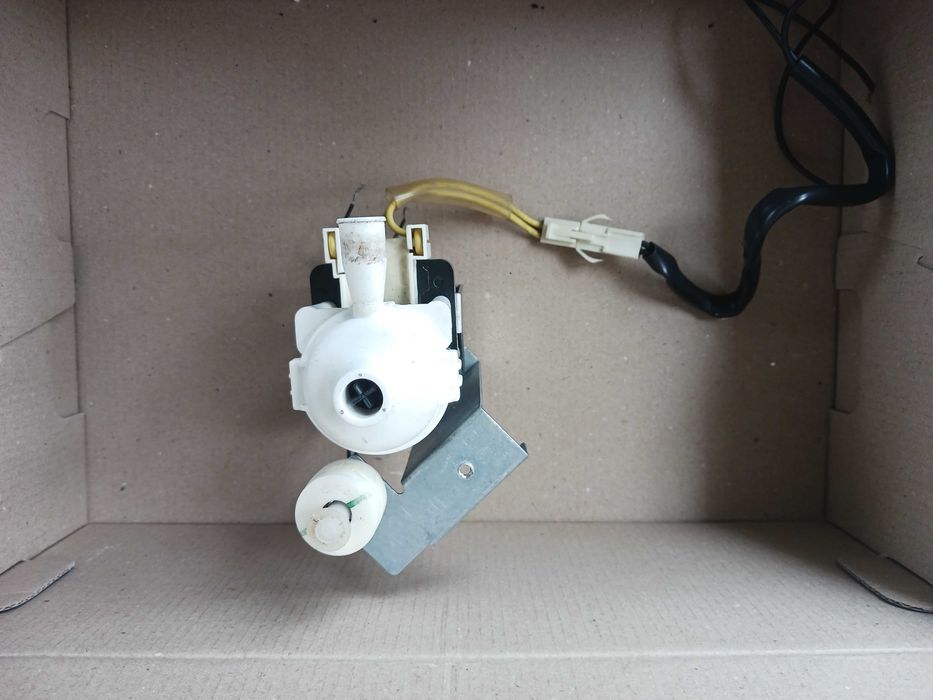 vendo bombas de condensados para cassete de AC