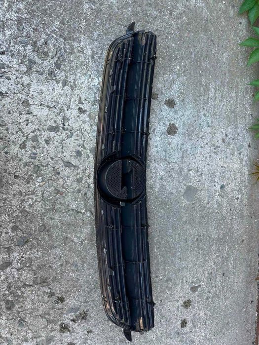 Opel Vectra C Grill Atrapa