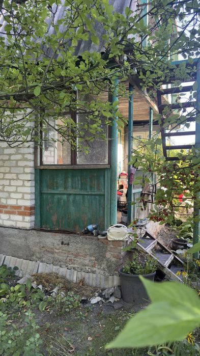 Продам компактну дачу р-н провулок  Кизиловий