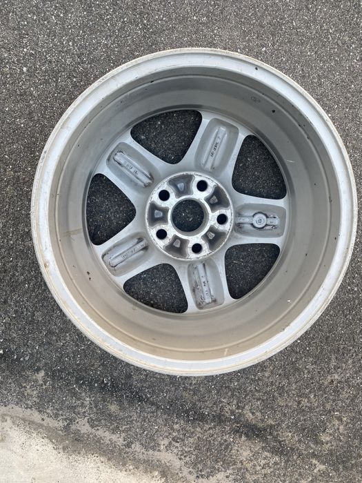 Продам один діск новий РАВ 4  за ціну домовимось