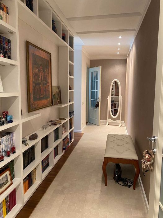 Продам 2-х кімнатну квартиру вул.Лобановскьго 6д Соломянський район