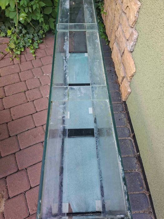 Podłużne akwarium szklane ~142L