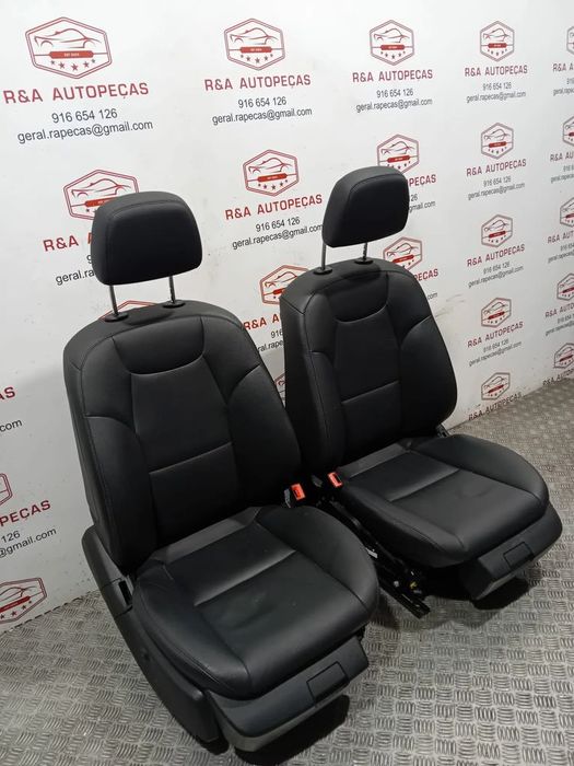 Conjunto de Bancos Elétricos Mercedes Class C W204 Sedan Carro em