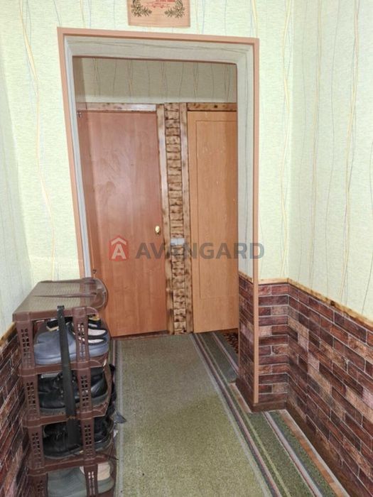 Продам 2х кімнатну квартиру з гаражем