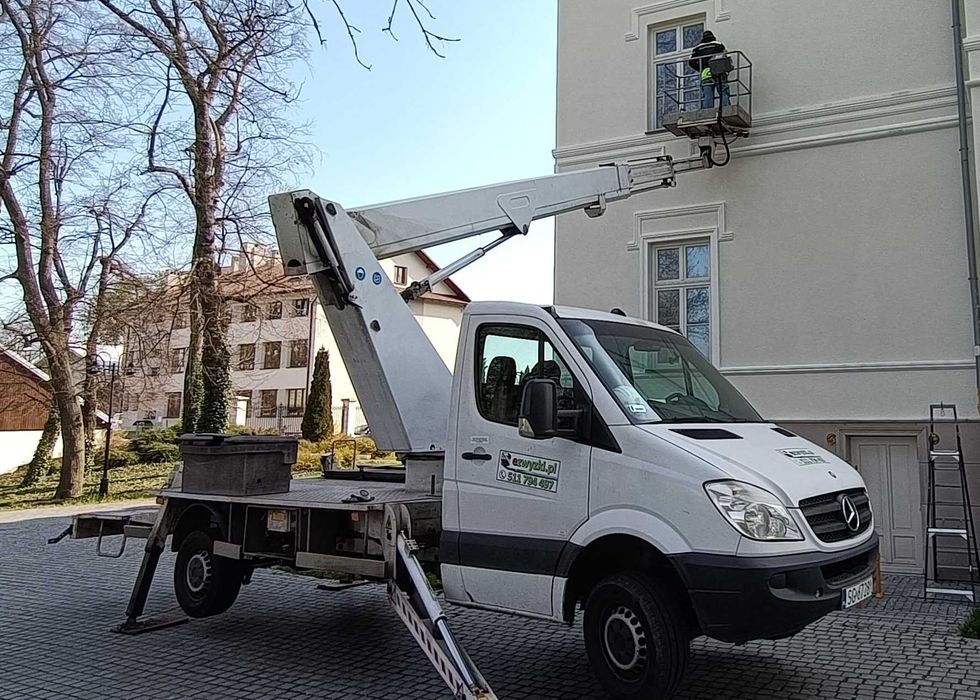 Zwyżka Kraków – podnośnik koszowy 24h | Wynajem