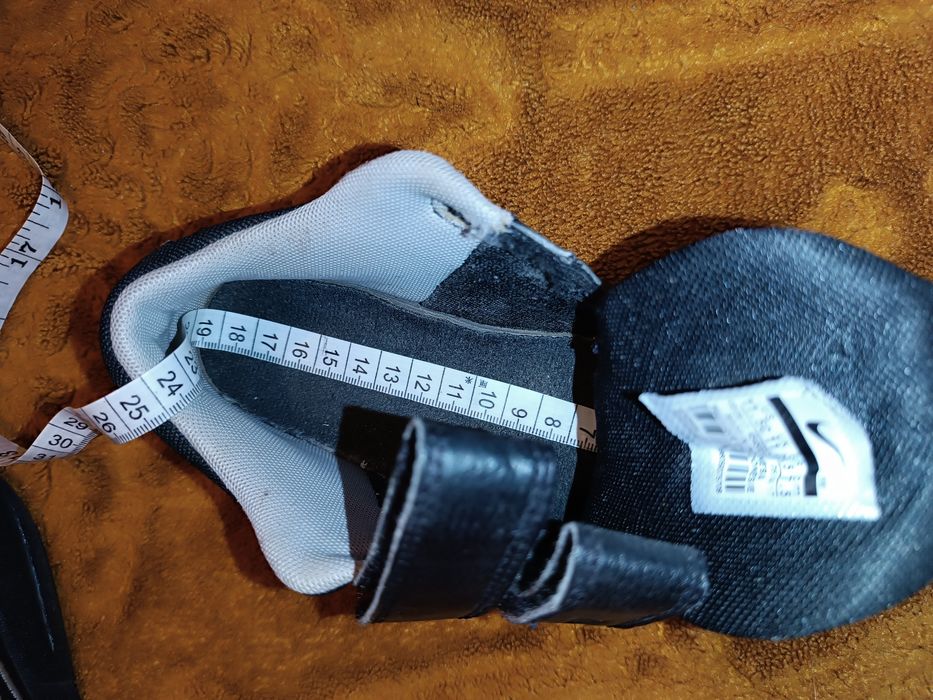 Buty Nike pico 28,5 adidasy dla chłopca