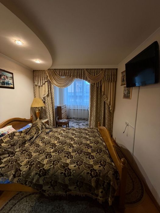 3-кім Проспект-АЛМА-АТИНСЬКА(р-н ROSHEN,ТЦ Майдан)ВИКЛЮЧНО 2х дівчат