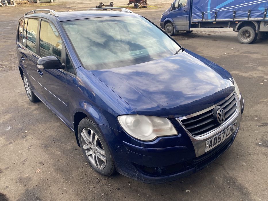 Розборка Шрот фольцваген тауран Volkswagen Touran 2003~2008 р