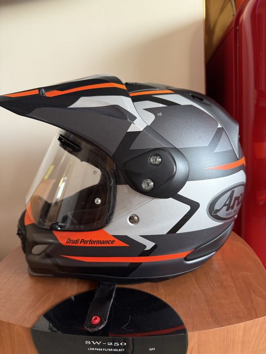 Capacete Arai Tour X4