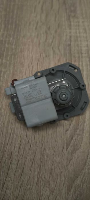 Pressostatos e bombas de drenagem para máquinas lavar louça