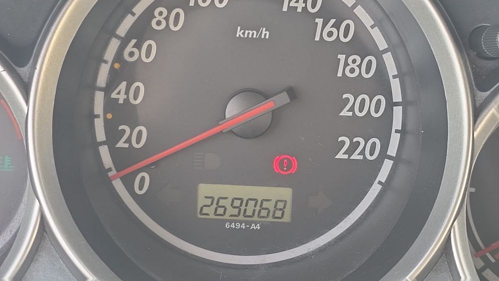 Vendo Honda muito bem conservado.
