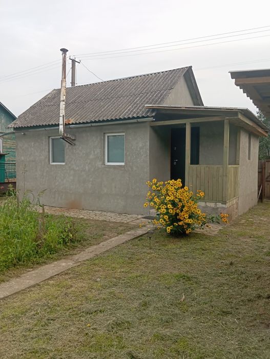 Продам дачний будинок