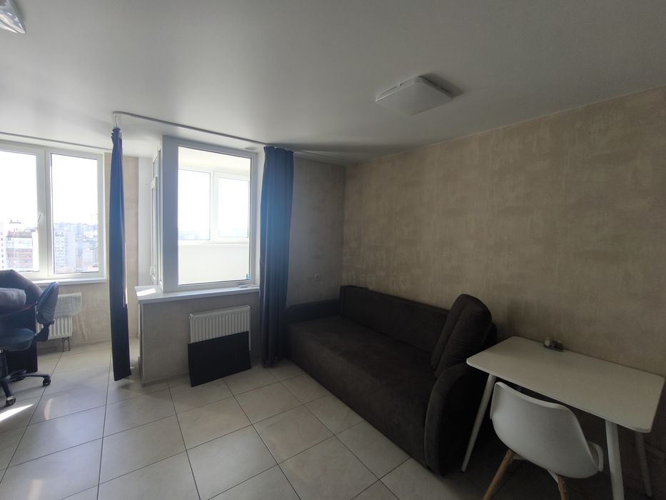 Здам 1 студіо Симоненка 111