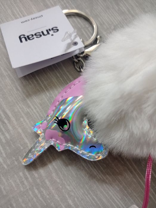 Nowy brelok jednorożec
