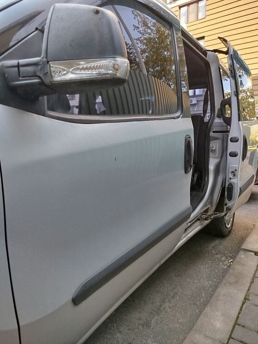 Продаж автомобіль Fiat Doblo Panorama