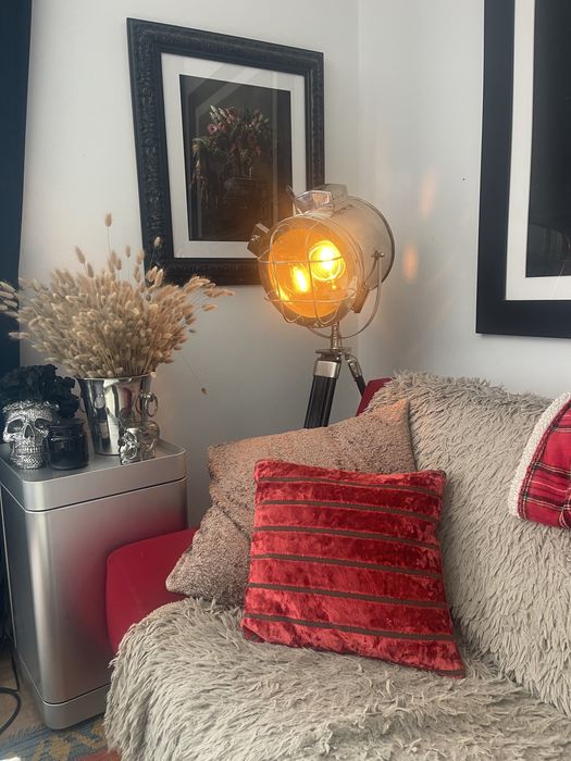 CANDEEIRO DE PÉ MOVIE