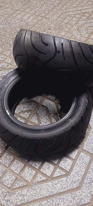 Pneus Moto 4 NOVOS