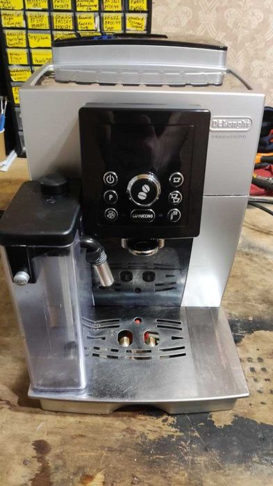 Кофемашина Delonghi ecam 24.450s