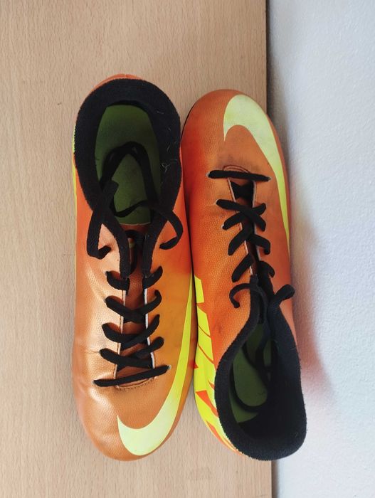 Chuteiras Nike tamanho 38,5