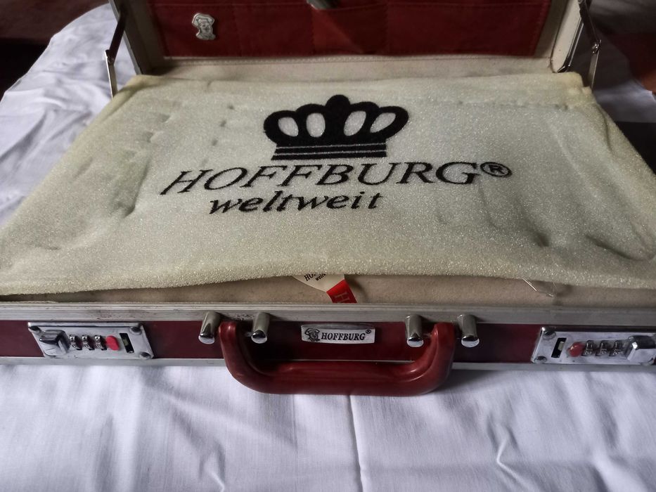 Столовый набор Hoffburg