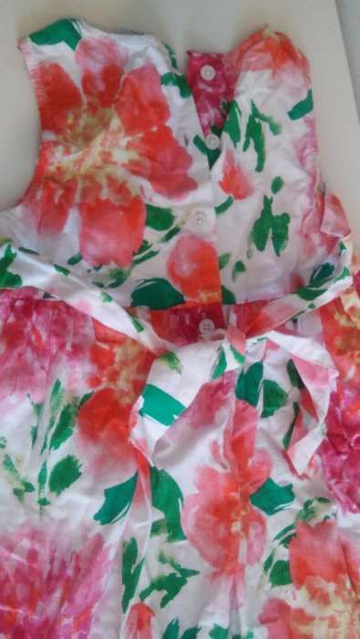 Vestido da Zippy ás flores para 4 anos