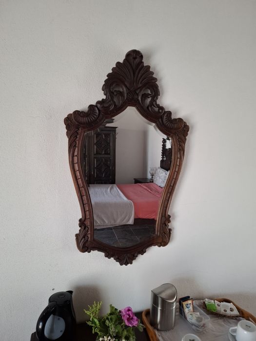 Mobília Estilo Antigo