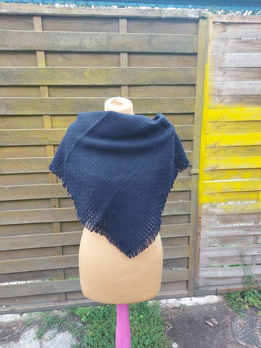 Stara Chusta czarna grubsza z czasów PRL