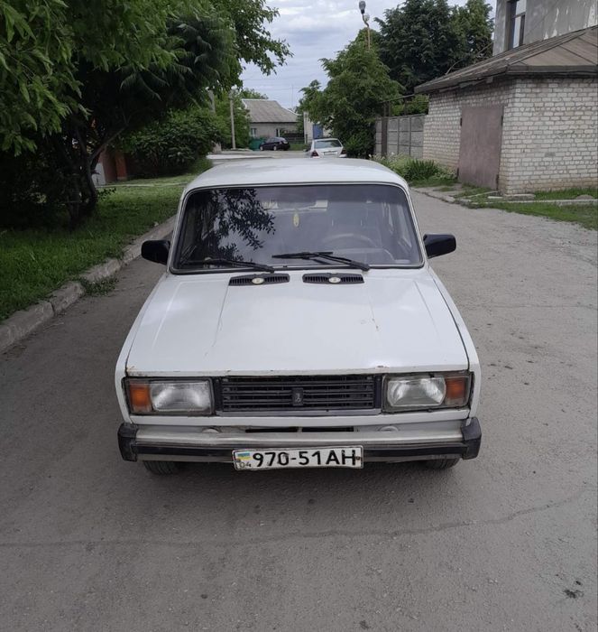 Продам ваз 2105 В хорошим состояние
