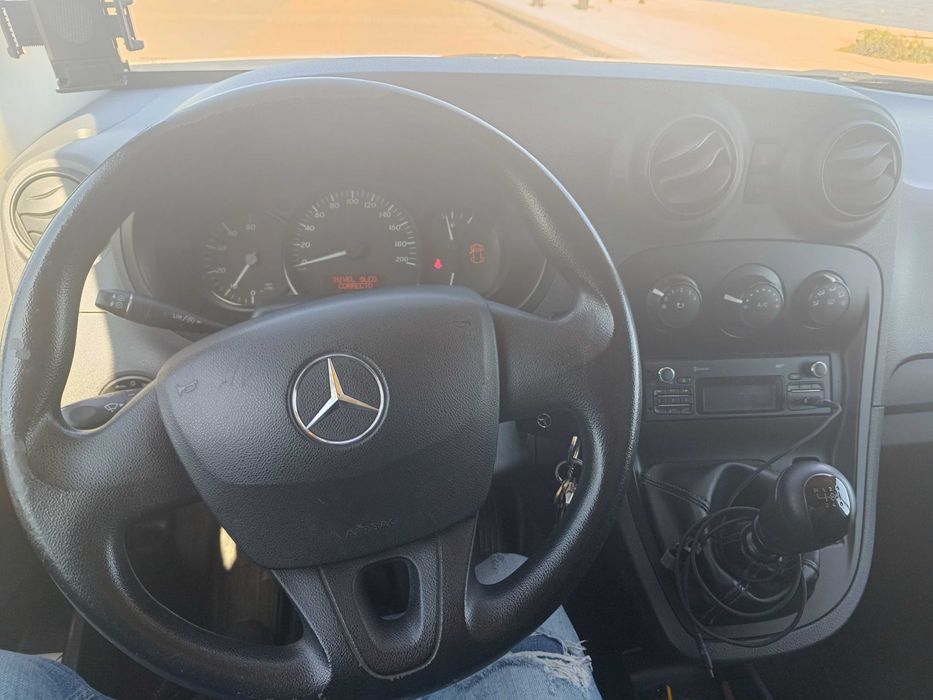 Mercedes Benz cedin