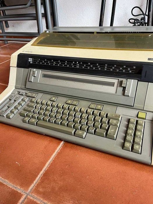 Máquina escrever eletrica CANON AP810