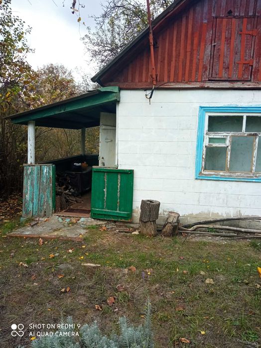 Продається дачний будиночок з участком землі урочище Козареве