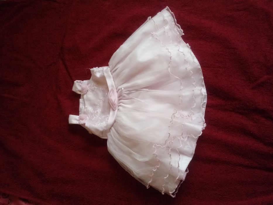 Elegancka sukienka - do chrztu, na wesele + czapeczka gratigratis