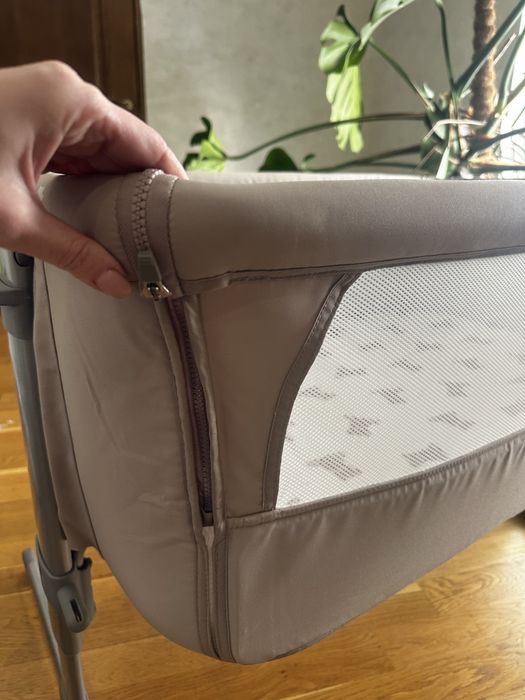 Дитяче приставне ліжечко