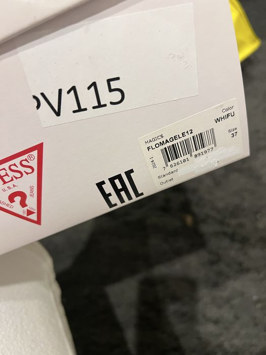 Ténis Guess pouco usados vendo-os porque comprei outros mais recentes